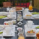 Oda ve Kahvaltı La Maison Du Baloir Thairé